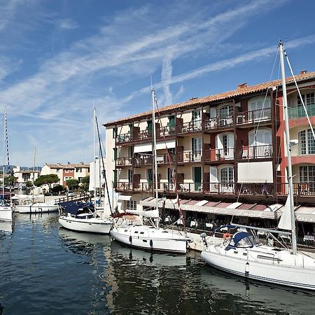 Le Suffren Hotel Grimaud Rum bild