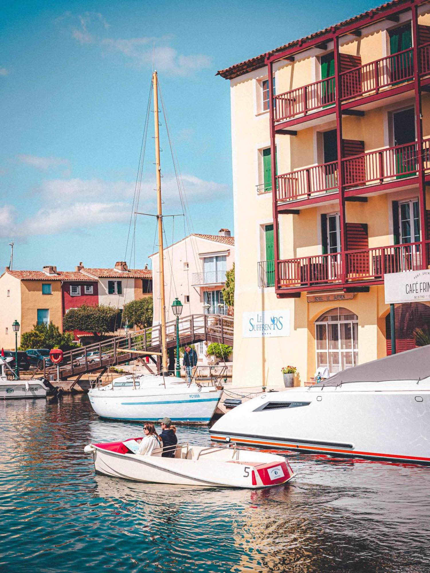 Le Suffren Hotel Grimaud Exteriör bild