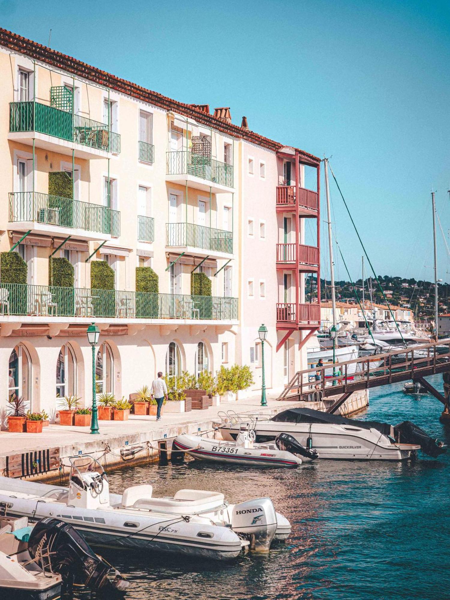 Le Suffren Hotel Grimaud Exteriör bild