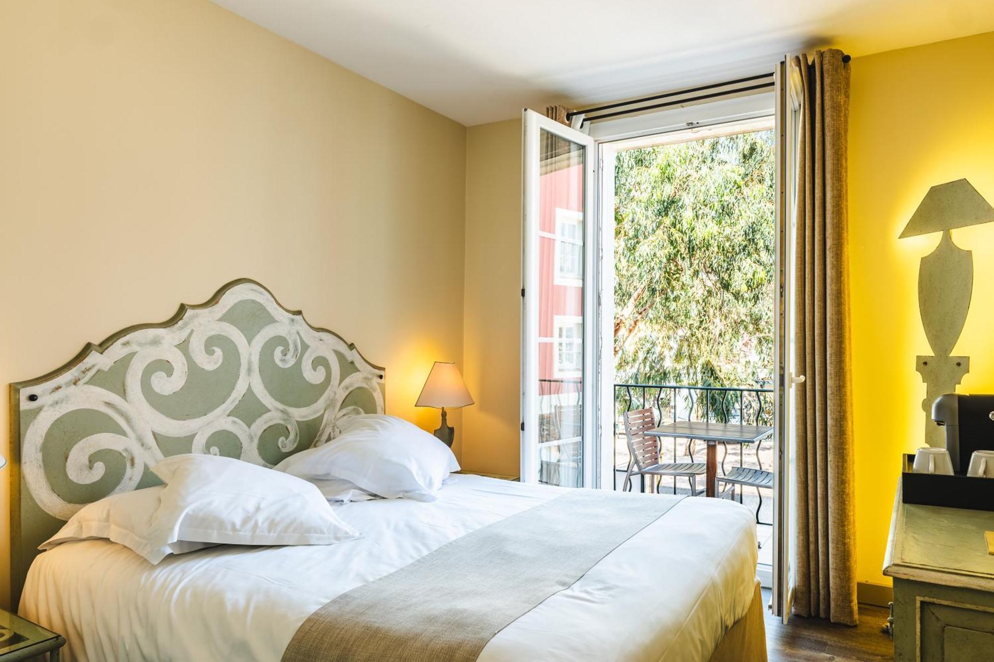 Le Suffren Hotel Grimaud Exteriör bild