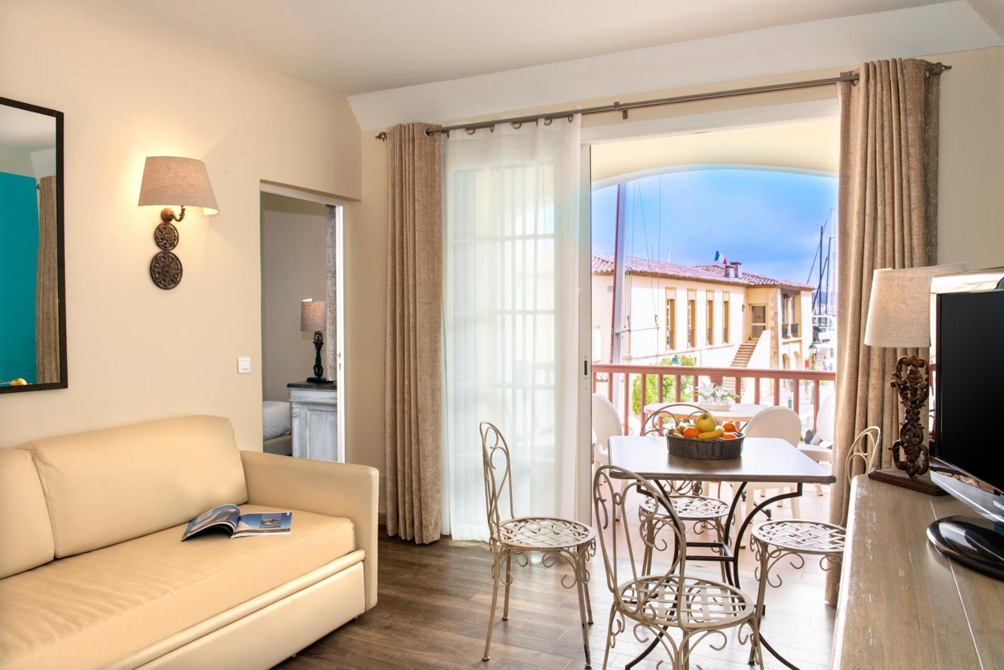 Le Suffren Hotel Grimaud Exteriör bild