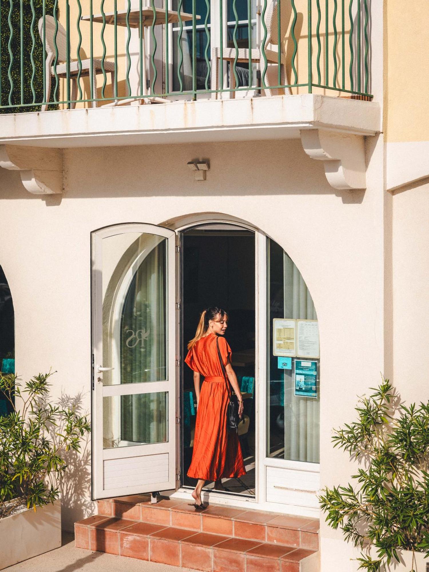 Le Suffren Hotel Grimaud Exteriör bild